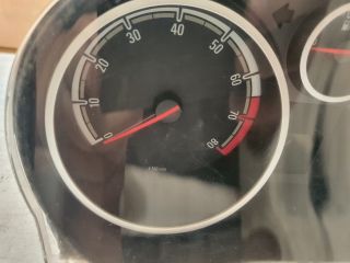 bontott OPEL CORSA D Kilométeróra