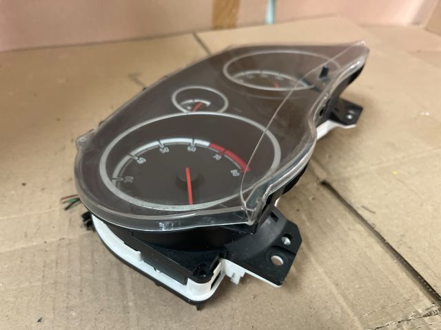 bontott OPEL CORSA D Kilométeróra