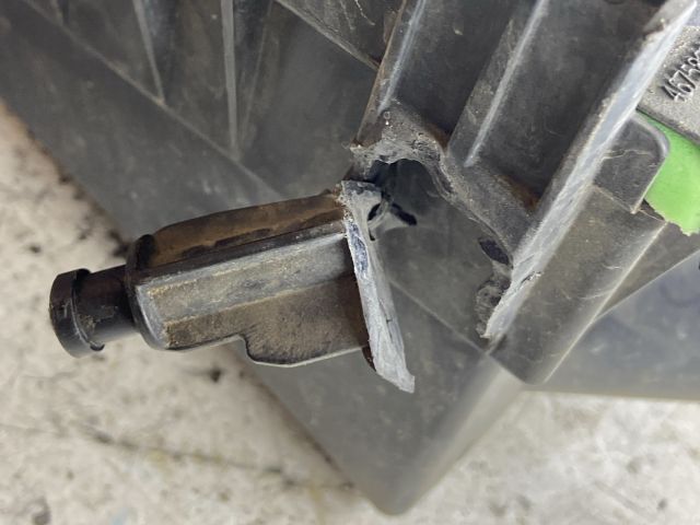 bontott OPEL CORSA D Légszűrő Ház