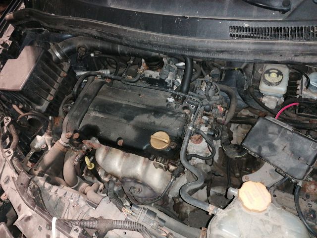 bontott OPEL CORSA D Motor (Fűzött blokk hengerfejjel)