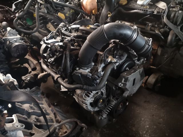 bontott OPEL CORSA D Motor (Fűzött blokk hengerfejjel)