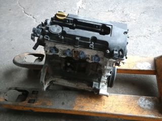 bontott OPEL CORSA D Motor (Fűzött blokk hengerfejjel)