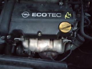 bontott OPEL CORSA D Motor (Fűzött blokk hengerfejjel)