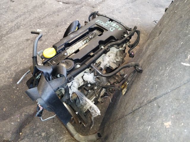 bontott OPEL CORSA D Motor (Fűzött blokk hengerfejjel)