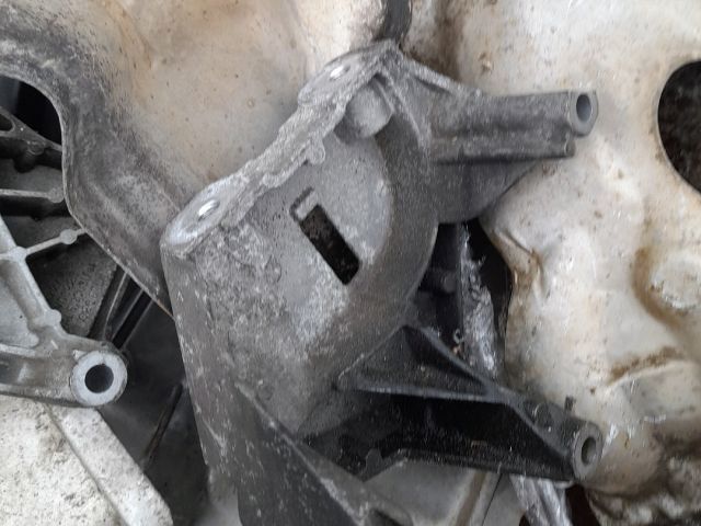 bontott OPEL CORSA D Motor Tartó Bak (Fém)