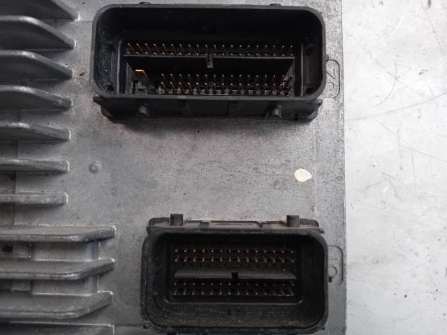 bontott OPEL CORSA D Motorvezérlő