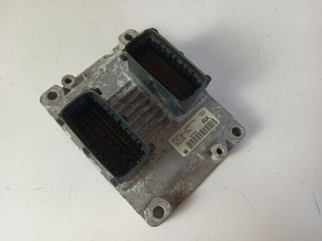 bontott OPEL CORSA D Motorvezérlő