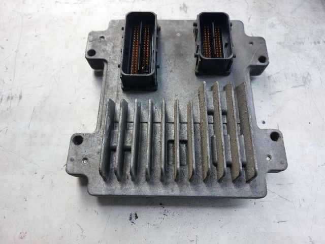 bontott OPEL CORSA D Motorvezérlő