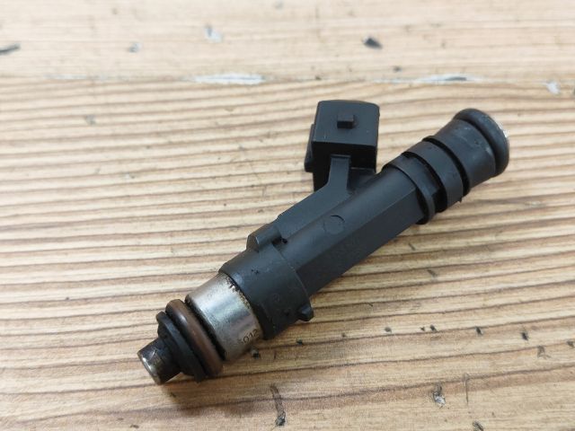 bontott OPEL CORSA D Porlasztó (1 db)