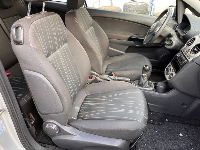 bontott OPEL CORSA D Porlasztó (1 db)