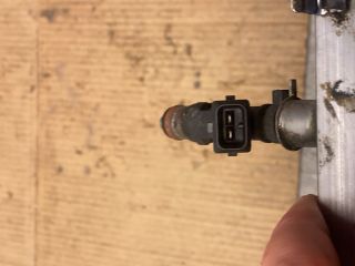 bontott OPEL CORSA D Porlasztó Sor / Híd