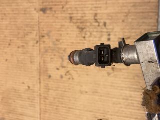 bontott OPEL CORSA D Porlasztó Sor / Híd