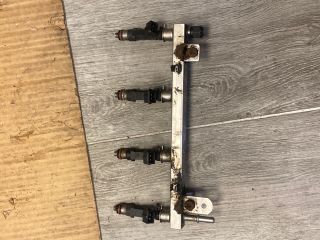 bontott OPEL CORSA D Porlasztó Sor / Híd