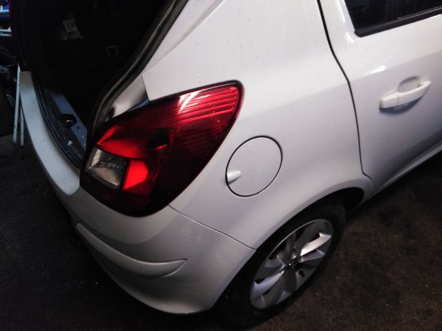 bontott OPEL CORSA D Tank