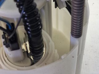 bontott OPEL CORSA D Üzemanyag Szivattyú