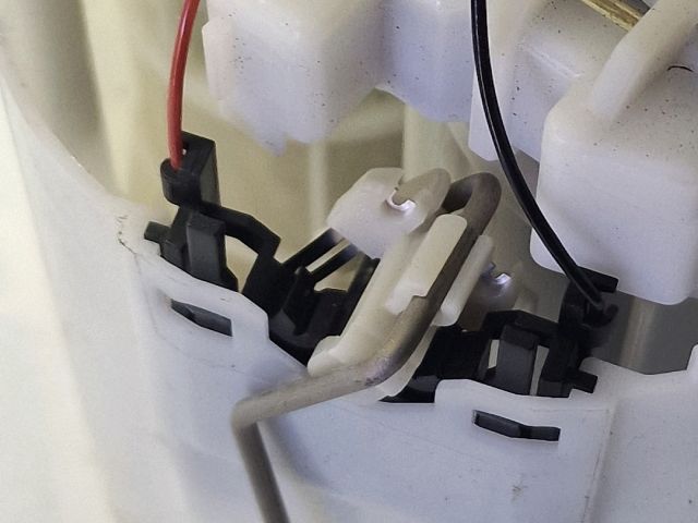 bontott OPEL CORSA D Üzemanyag Szivattyú