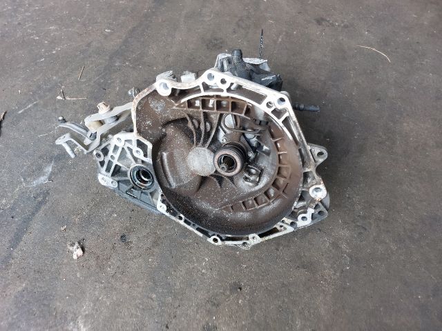 bontott OPEL CORSA D Váltó (Mechanikus)
