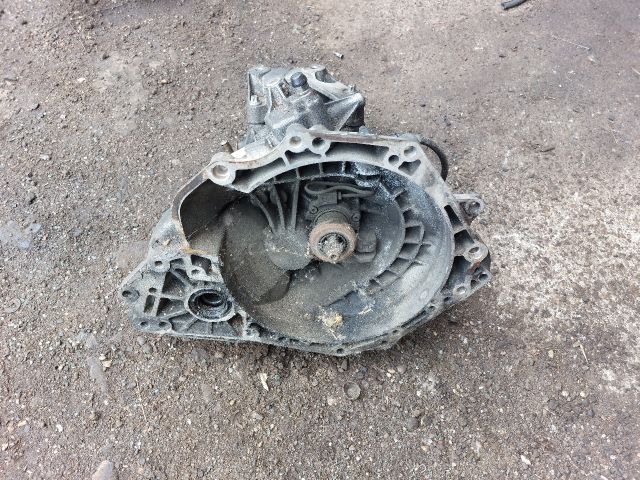 bontott OPEL CORSA D Váltó (Mechanikus)