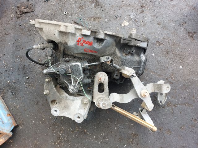 bontott OPEL CORSA D Váltó (Mechanikus)