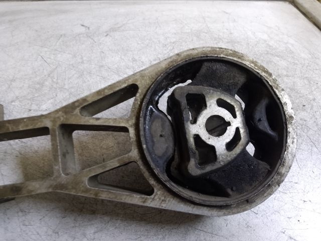 bontott OPEL CORSA D Váltó Tartó Bak (Pozíciófüggetlen)