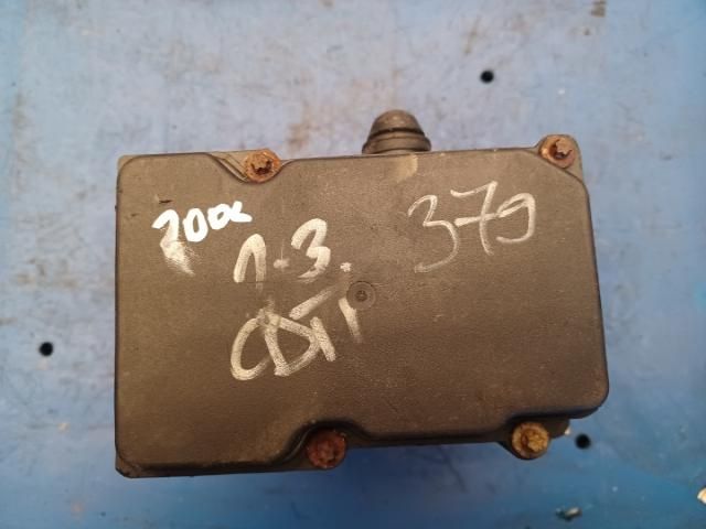 bontott OPEL CORSA D ABS Kocka