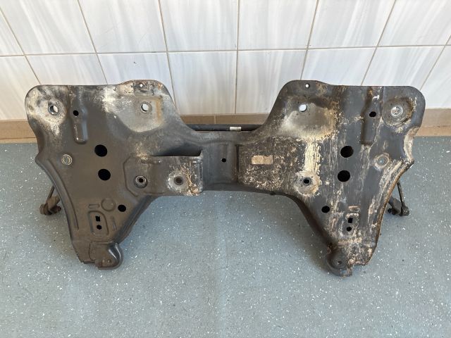 bontott OPEL CORSA D Első Bölcső