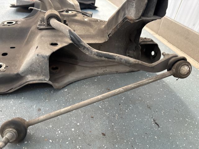 bontott OPEL CORSA D Első Bölcső