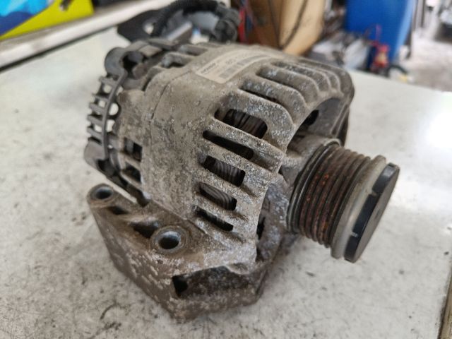 bontott OPEL CORSA D Generátor