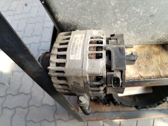 bontott OPEL CORSA D Generátor