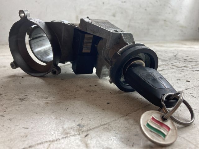 bontott OPEL CORSA D Gyújtáskapcsoló