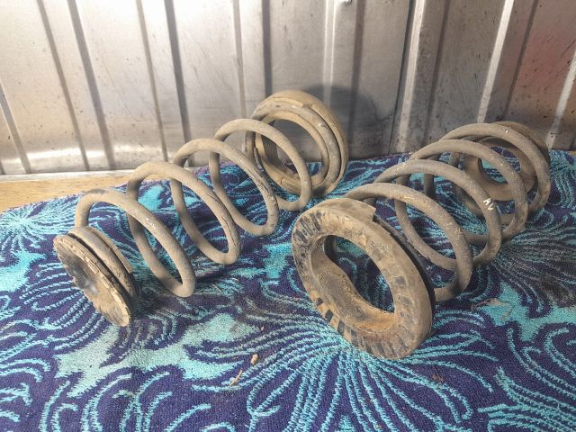 bontott OPEL CORSA D Hátsó Rugó Pár