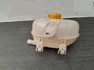 bontott OPEL CORSA D Kiegyenlítő Tartály