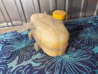 bontott OPEL CORSA D Kiegyenlítő Tartály