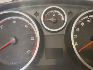 bontott OPEL CORSA D Kilométeróra