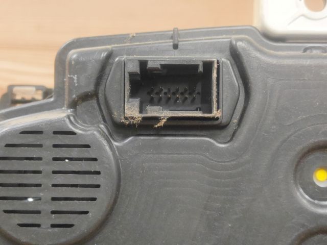 bontott OPEL CORSA D Kilométeróra