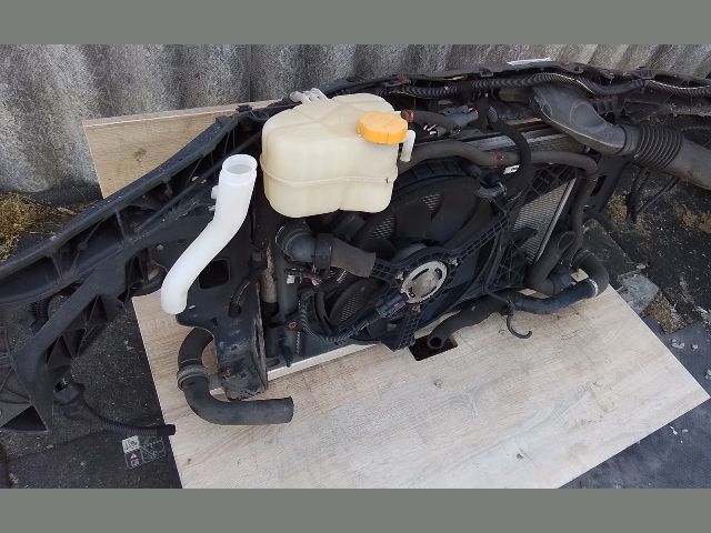 bontott OPEL CORSA D Komplett Homlokfal (Részeivel)