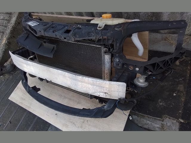 bontott OPEL CORSA D Komplett Homlokfal (Részeivel)