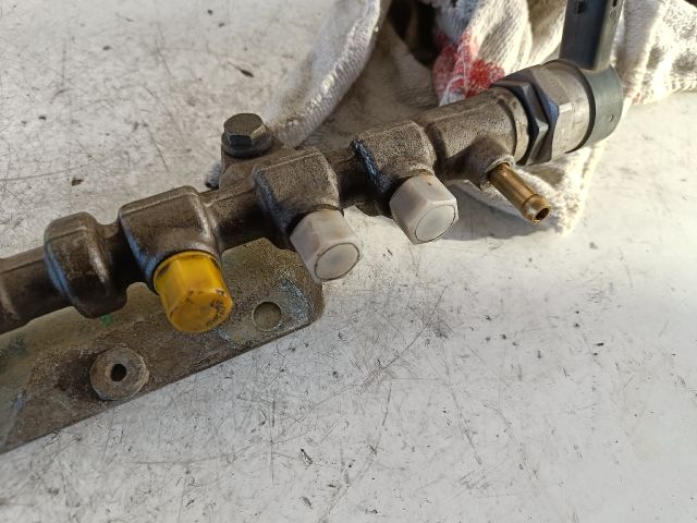 bontott OPEL CORSA D Közösnyomócső