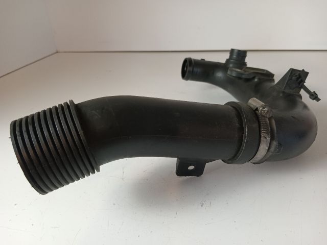 bontott OPEL CORSA D Légbeömlő Cső