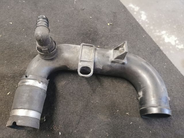 bontott OPEL CORSA D Légbeömlő Cső