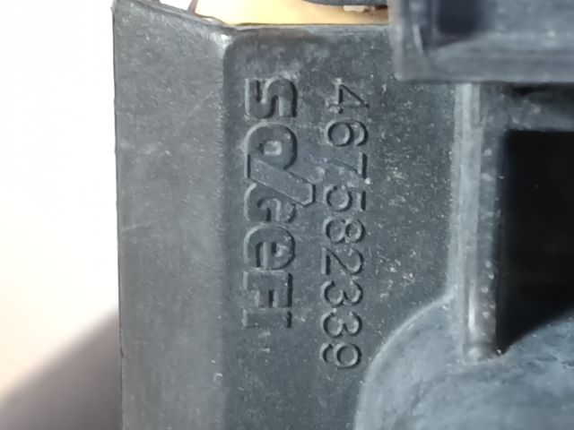 bontott OPEL CORSA D Légszűrő Ház