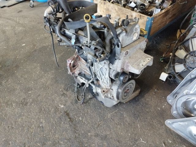bontott OPEL CORSA D Motor (Fűzött blokk hengerfejjel)