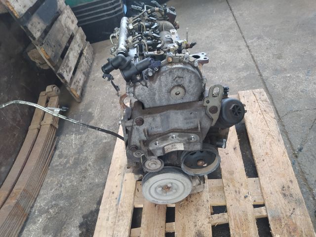 bontott OPEL CORSA D Motor (Fűzött blokk hengerfejjel)