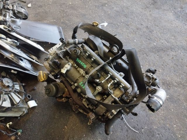 bontott OPEL CORSA D Motor (Fűzött blokk hengerfejjel)