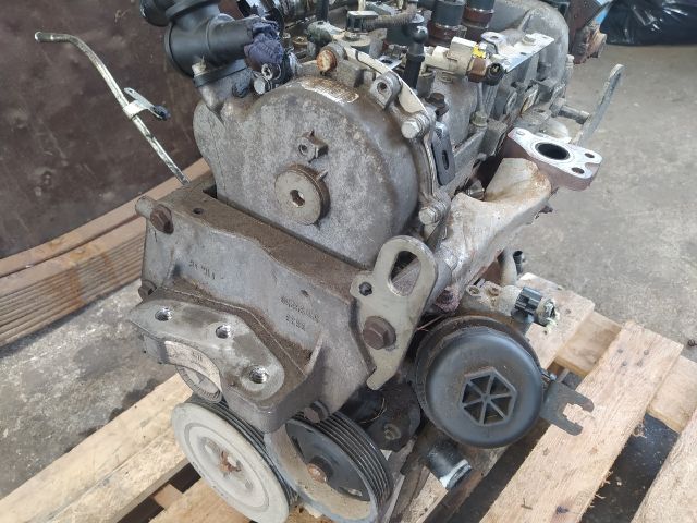 bontott OPEL CORSA D Motor (Fűzött blokk hengerfejjel)
