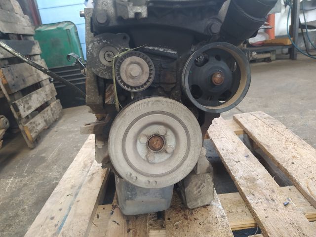 bontott OPEL CORSA D Motor (Fűzött blokk hengerfejjel)