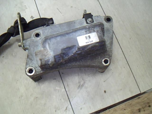 bontott OPEL CORSA D Motor Tartó Bak (Fém)