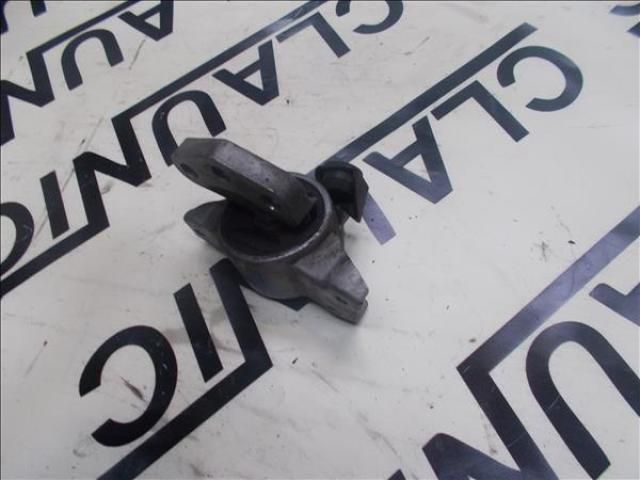 bontott OPEL CORSA D Motor Tartó Bak (Fém)