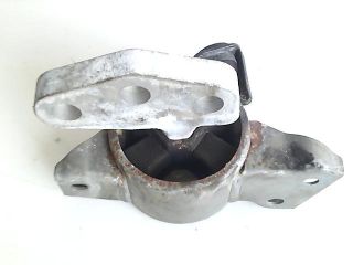 bontott OPEL CORSA D Motor Tartó Bak Jobb