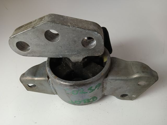 bontott OPEL CORSA D Motor Tartó Bak Jobb